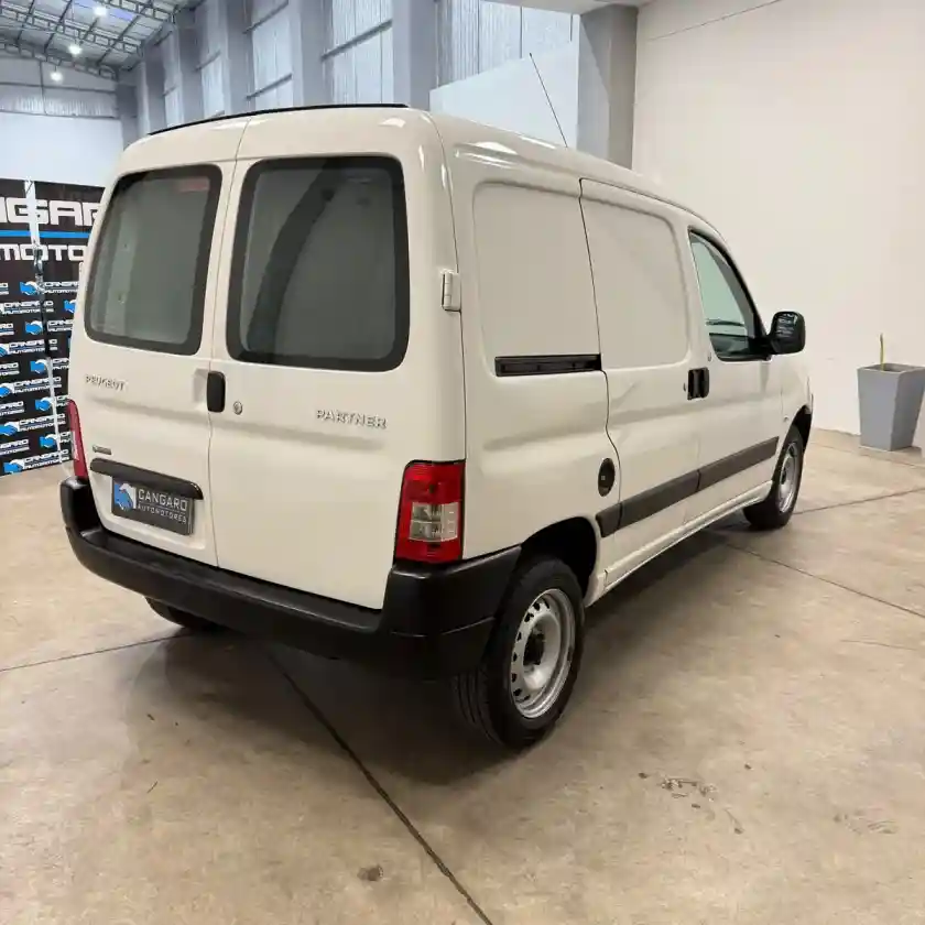 Peugeot Partner 1.6 Hdi Furgon Confort 92 2023 - foto 5