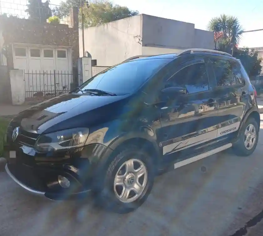 Volkswagen Crossfox 1.6 Comfortline 2011 - foto 1