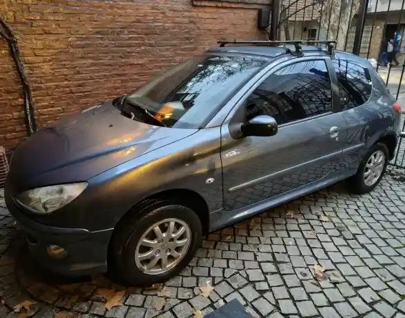 Peugeot 206 2006 - foto 1