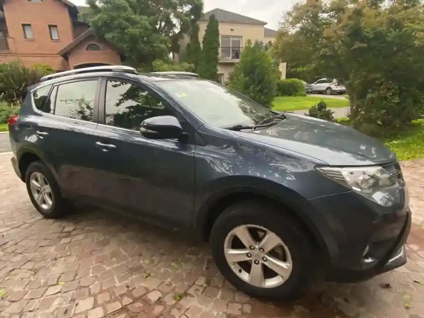Toyota Rav4 2.5 4X4 6At 2013 - foto 2