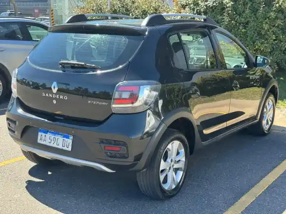 Renault Sandero Stepway 1.6 Privilege 105Cv 2016 - foto 4
