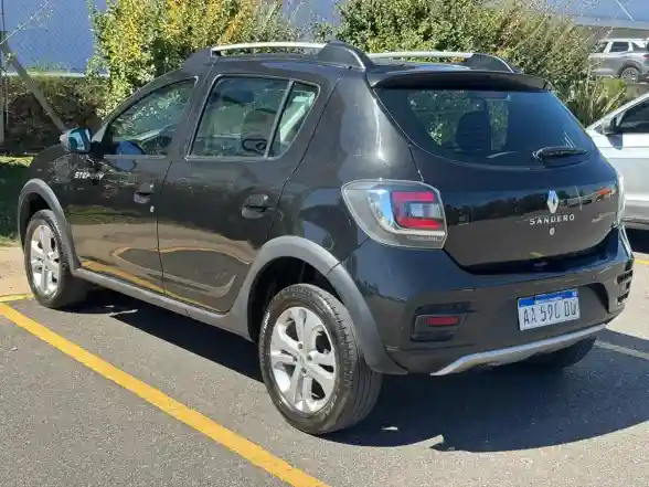 Renault Sandero Stepway 1.6 Privilege 105Cv 2016 - foto 5