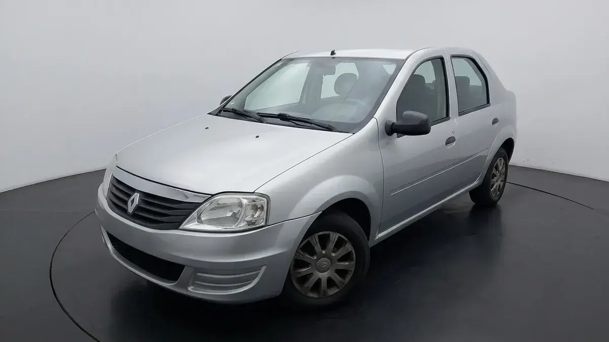 Renault Logan 2012 - foto 1