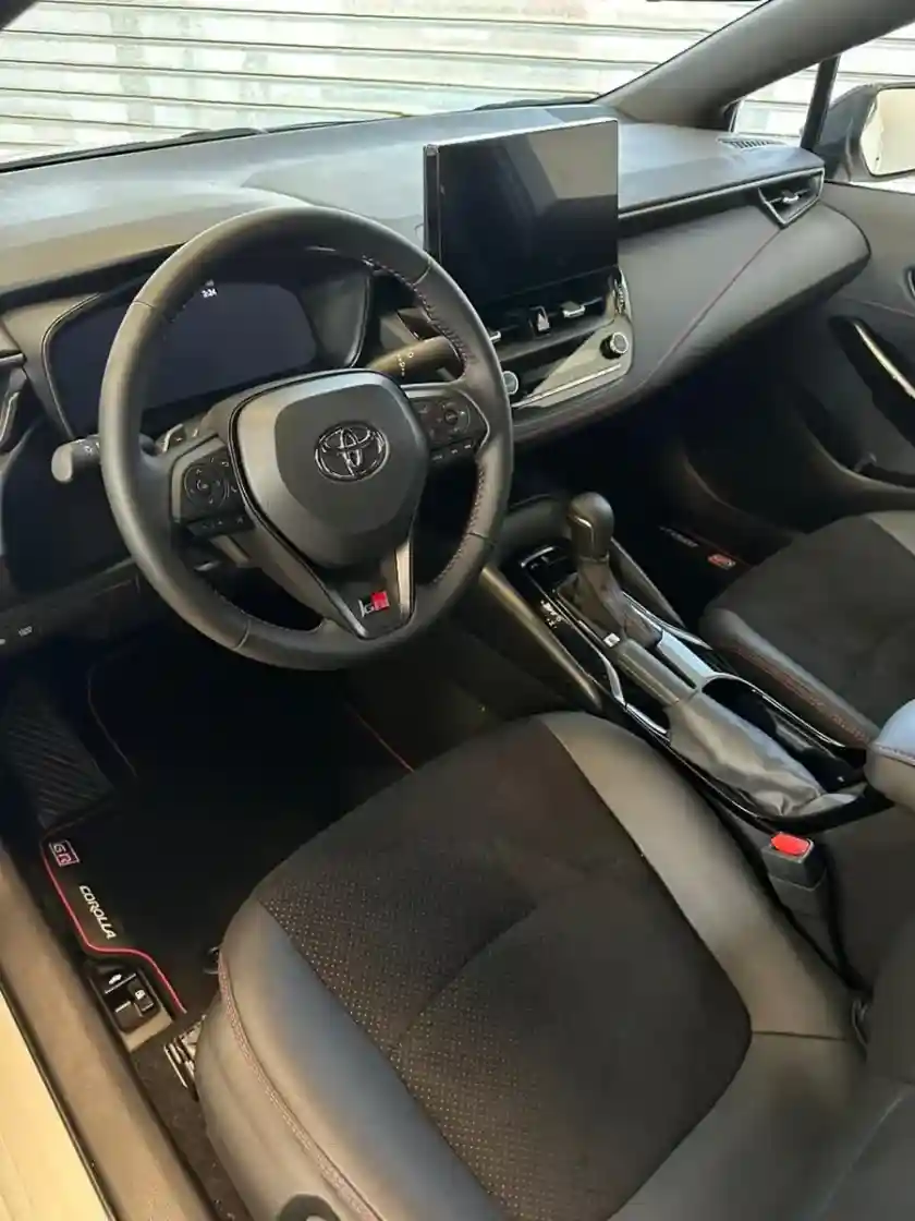 Toyota Corolla 2.0 Gr-Sport Cvt 171Cv 2025 - foto 4