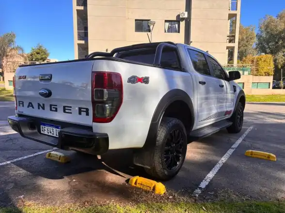 Ford Ranger 3.2 Cd Fx4 200Cv Automática 2022 - foto 3