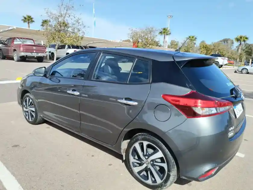 Toyota Yaris 1.5 107Cv S Cvt 2022 - foto 3
