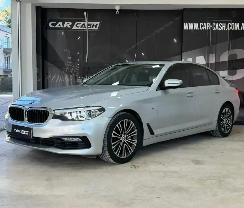 BMW Serie 5 2018 - foto 1