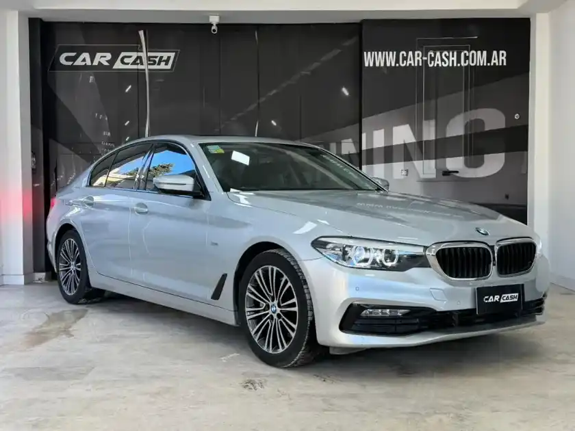 Bmw Serie 5 2.0 Serie 5 530I Sport Line 2018 - foto 2