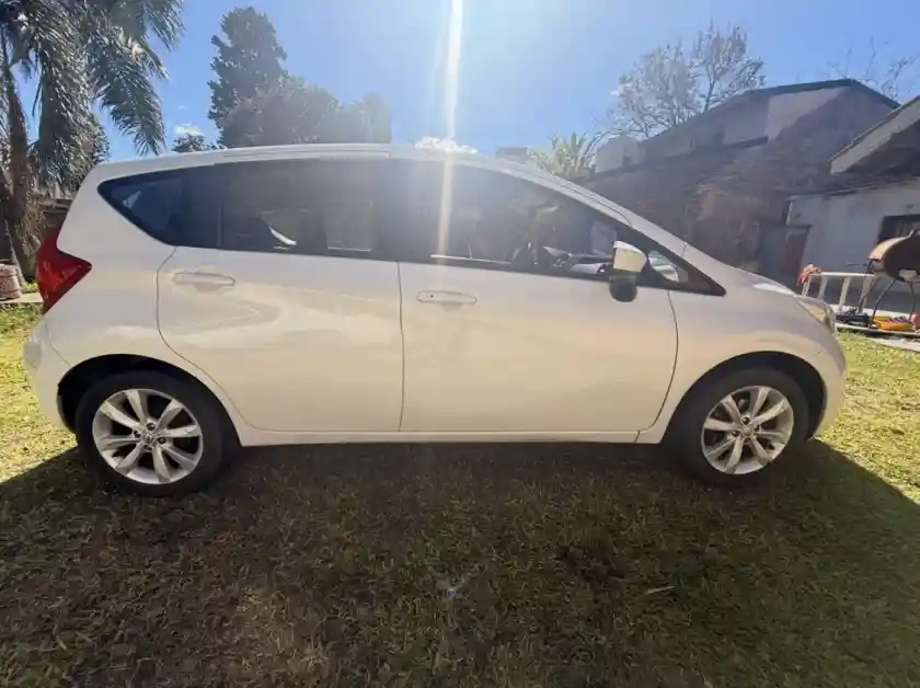 Nissan Note 1.6 Exclusive 110Cv Cvt 2017 - foto 4