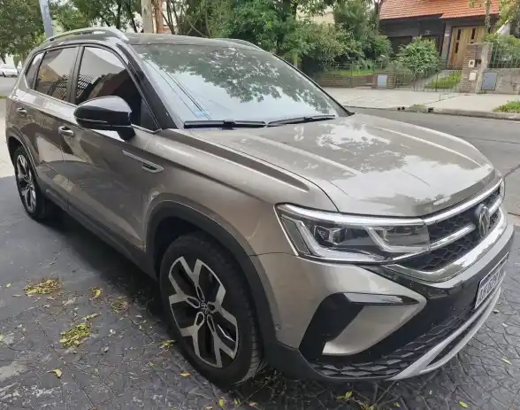 Volkswagen Taos 2025 - foto 1