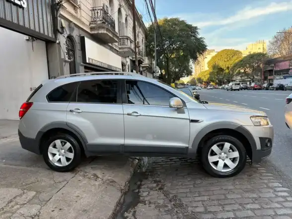 Chevrolet Captiva 2.4 Lt Mt Awd 167Cv 2015 - foto 4