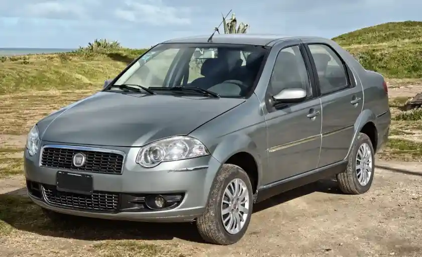 Fiat Siena 2010 - foto 1