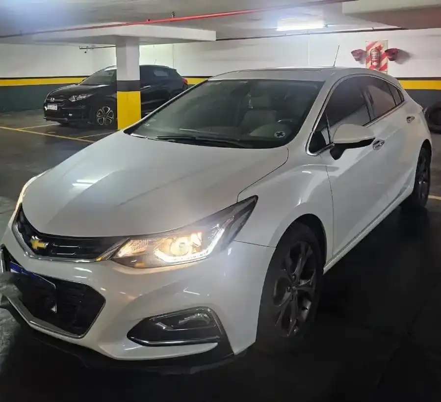 Chevrolet Cruze II 2017 - foto 1