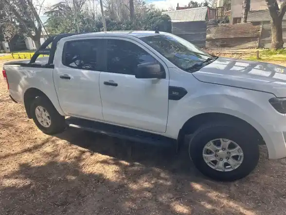 Ford Ranger 3.2 Cd 4X2 Xls Tdci 200Cv 2016 - foto 4