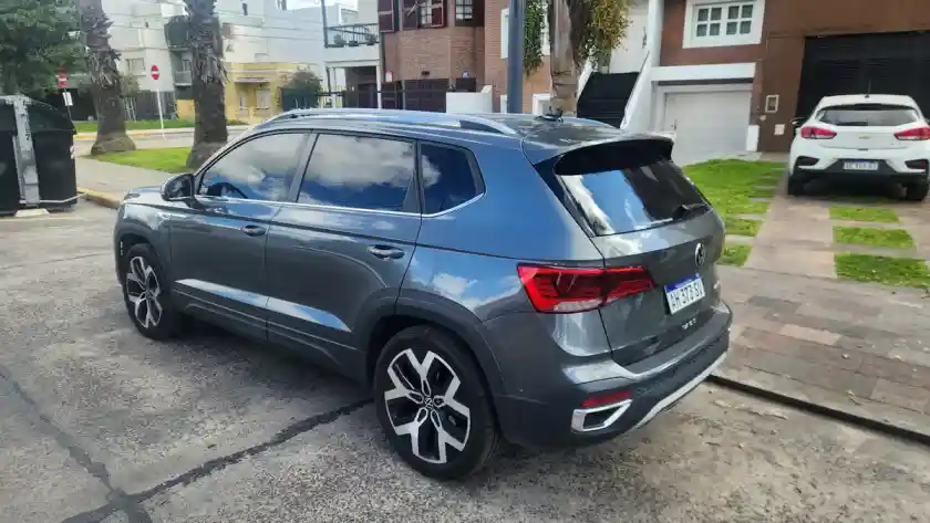 Volskwagen Taos 1.4 250 Tsi Highline Tiptronic 2025 - foto 5