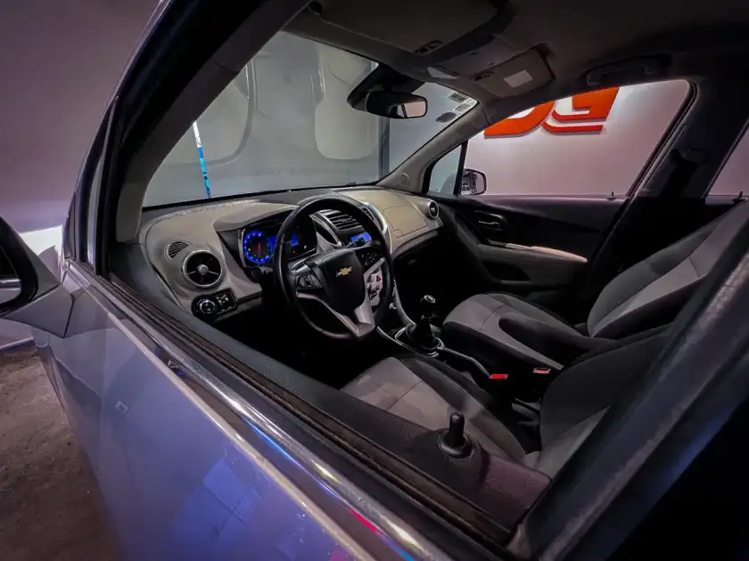Chevrolet Tracker 1.8 Ltz Fwd Mt 140Cv 2015 - foto 5