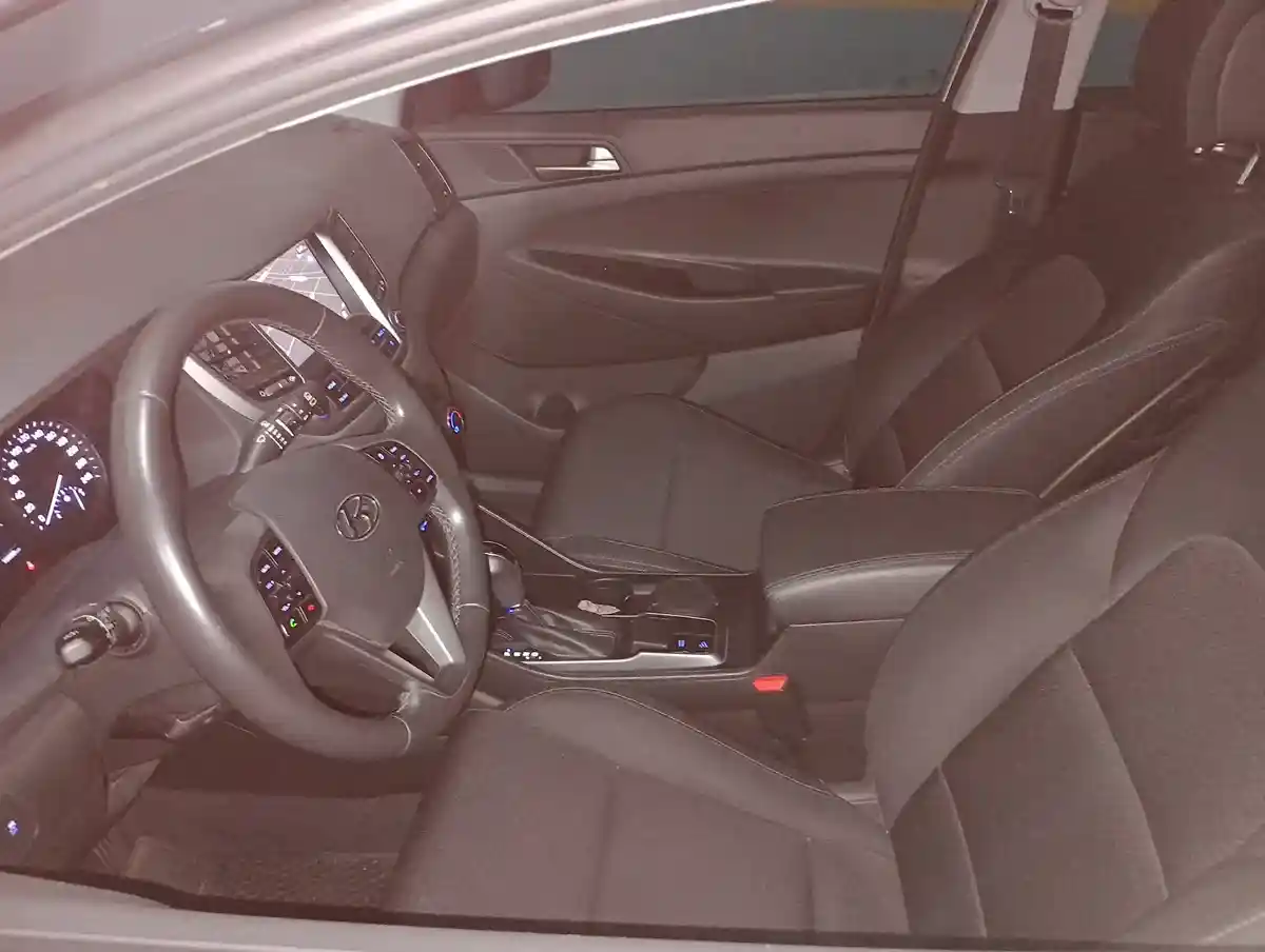 Hyundai Tucson 2.0 C/Techo 2018 - foto 3