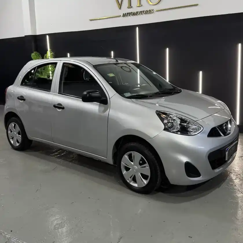Nissan March 2017 - foto 1