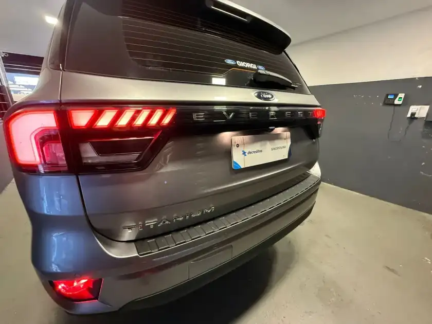Ford Everest 2.3 Gtdi Ecoboost Titanium 4X4 At 2026 - foto 5