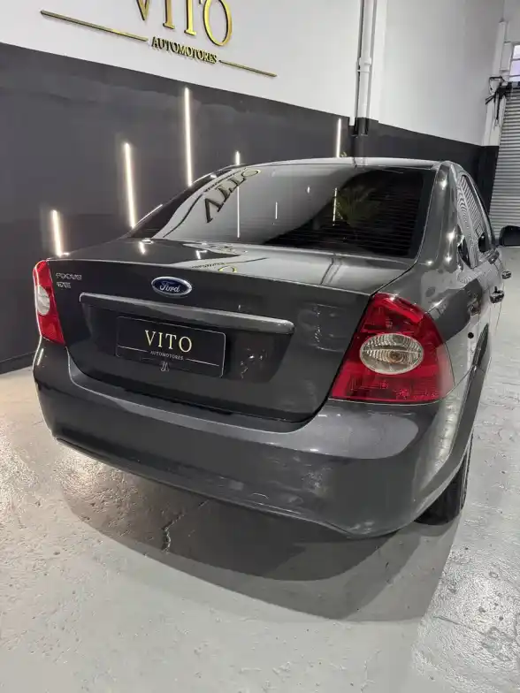 Ford Focus 2 1.6 Exe Sedan Trend Sigma 2013 - foto 5
