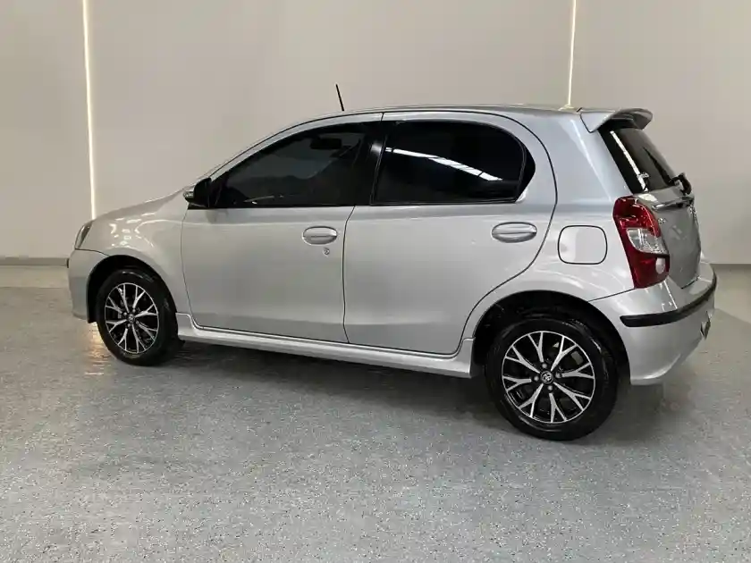 Toyota Etios 1.5 Xls Mt 2022 - foto 5