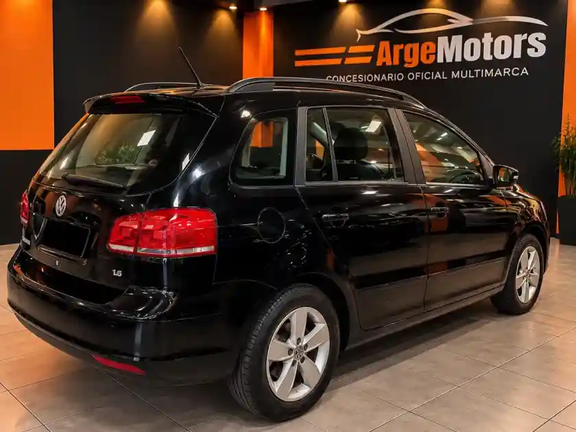 Volkswagen Suran 1.6 Trendline 2017 - foto 2