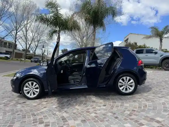 Volkswagen Golf 1.4 Comfortline Tsi Dsg 2017 - foto 5