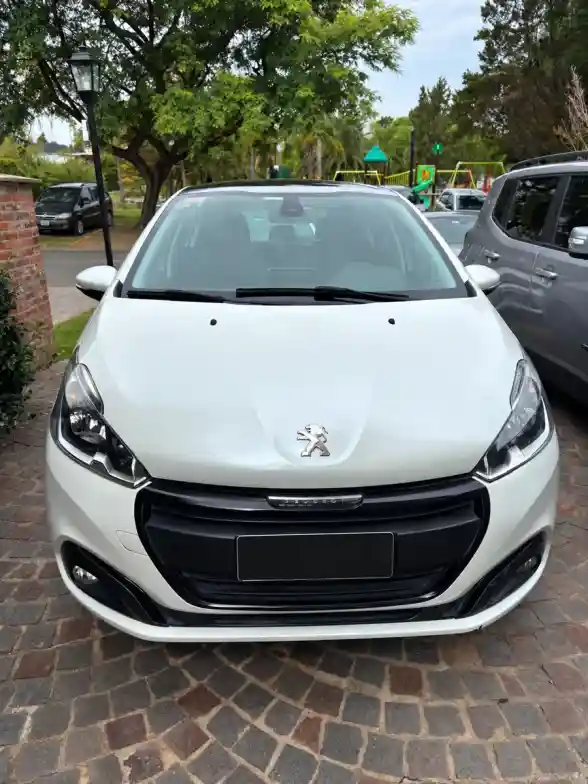 Peugeot 208 1.6 Feline 2020 - foto 3