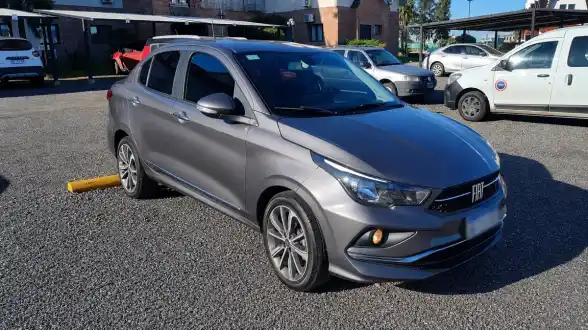 Fiat Cronos 1.8 16V Precision At6 Pack Premium 2022 - foto 2