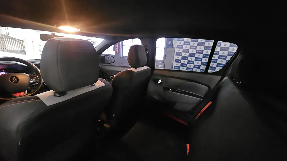Renault Sandero 2.0 Rs 145Cv 2018 - foto 5