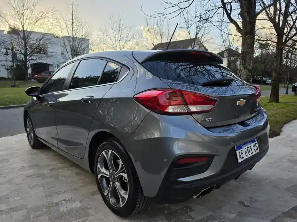 Chevrolet Cruze 5 1.4 Premier At 5P 2021 - foto 4