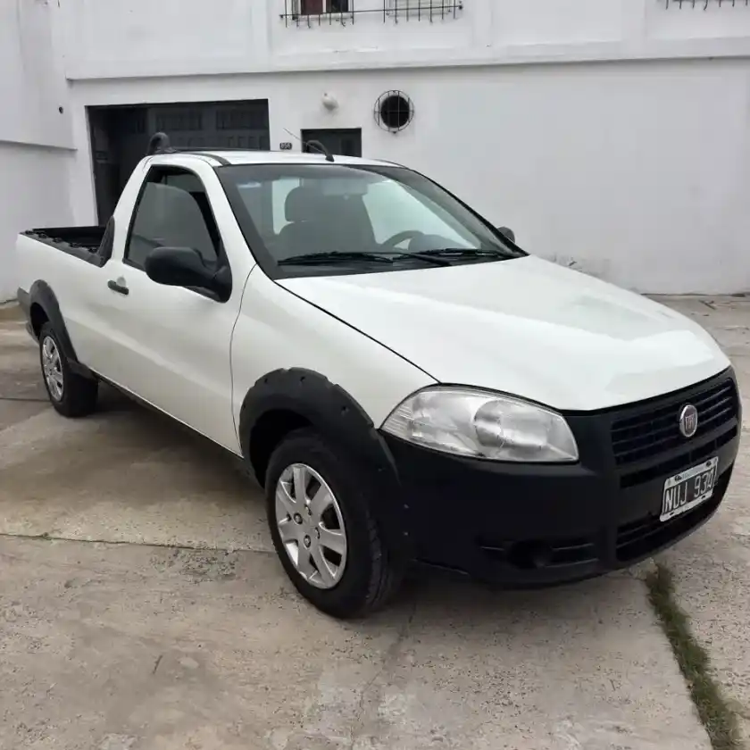 Fiat Strada 1.4 Working Cs C/Aa + Pack Seg 2014 - foto 2