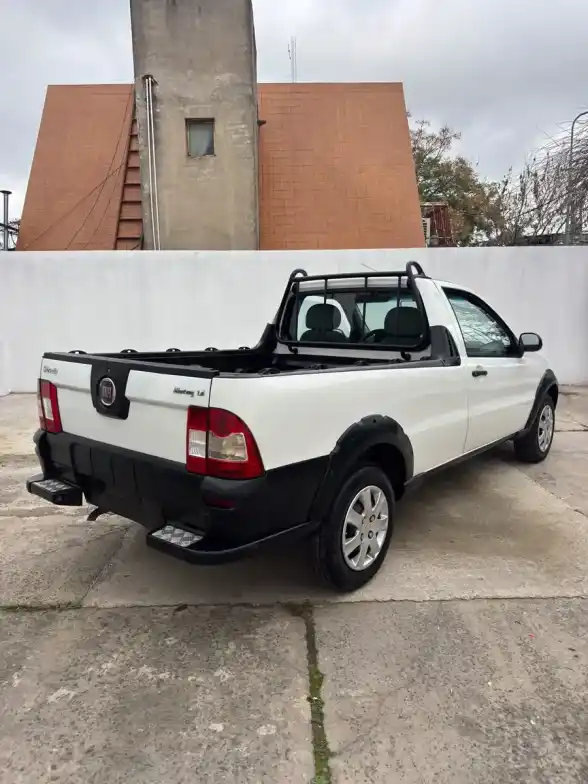 Fiat Strada 1.4 Working Cs C/Aa + Pack Seg 2014 - foto 5