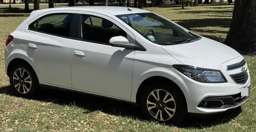 Chevrolet Onix 1.4 Ltz 98Cv 2016 - foto 2