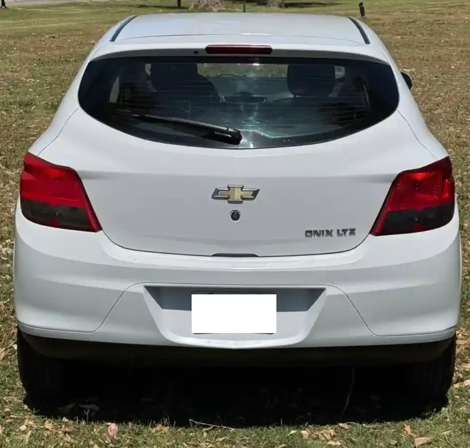 Chevrolet Onix 1.4 Ltz 98Cv 2016 - foto 3