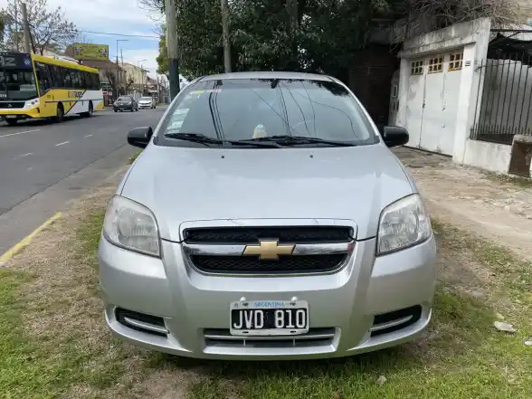 Chevrolet Aveo 1.6 Ls 2011 - foto 2