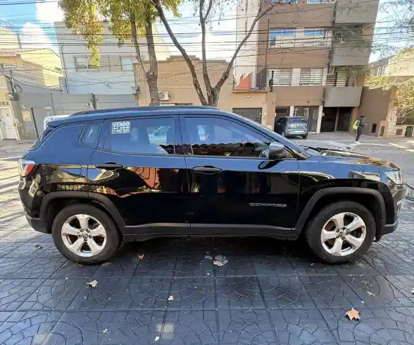 Jeep Compass 2.4 Sport 2018 - foto 4