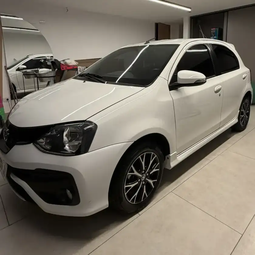 Toyota Etios 2018 - foto 1