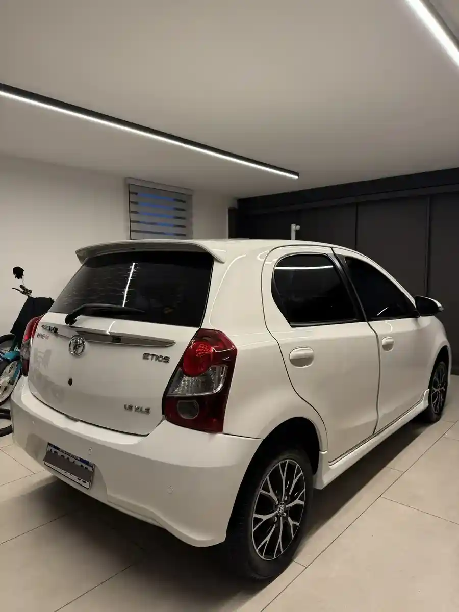 Toyota Etios 1.5 Platinum At 2018 - foto 5