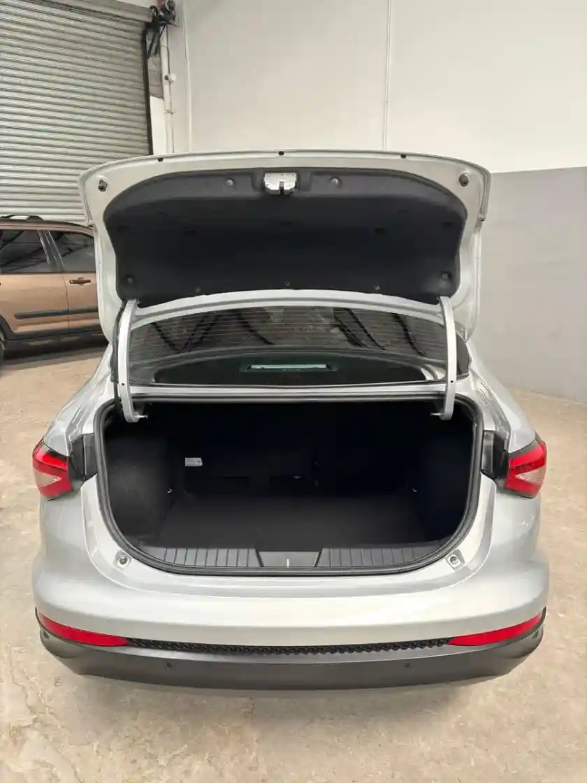 Fiat Cronos 1.8 16V Precision At6 2022 - foto 5