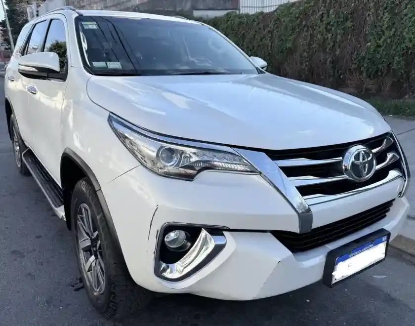 Toyota Sw4 2.8 Srx 177Cv 4X4 7As At 2017 - foto 2