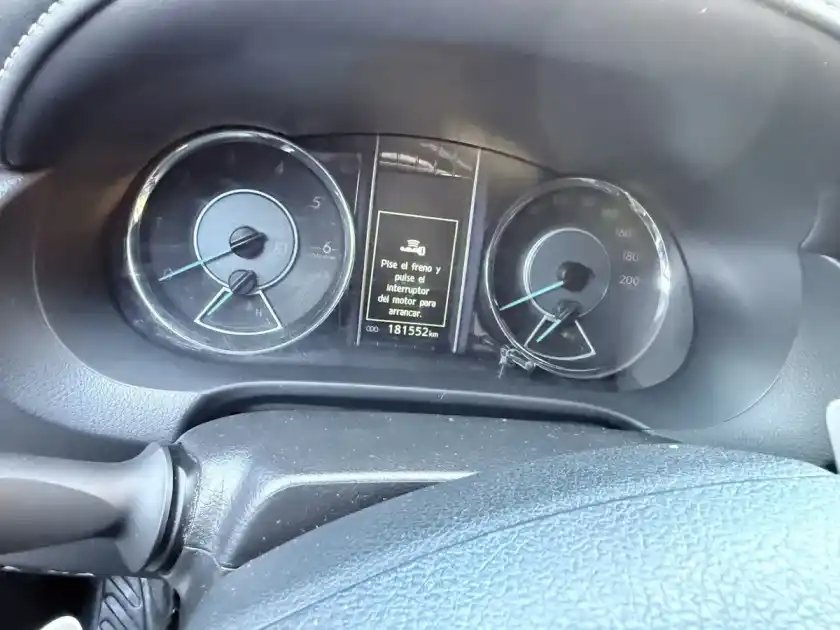 Toyota Sw4 2.8 Srx 177Cv 4X4 7As At 2017 - foto 3