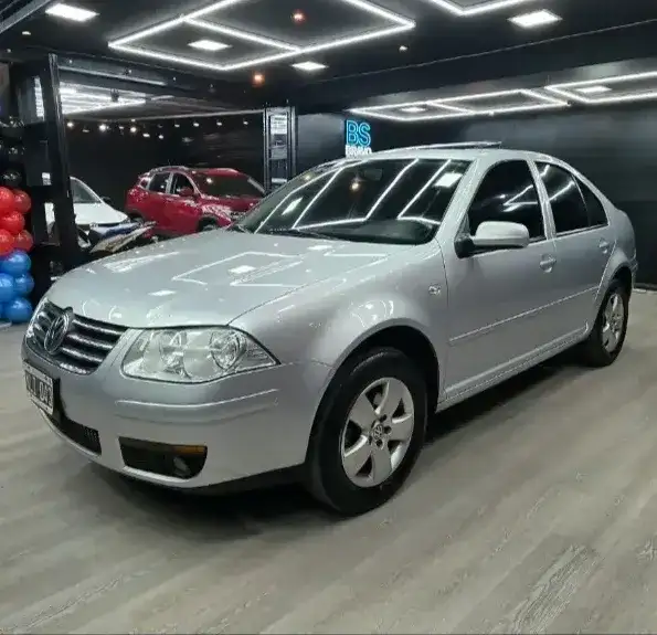 Volkswagen Bora 2.0 Trendline 115Cv 2014 - foto 1