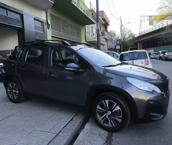 Peugeot 2008 2019 - foto 1