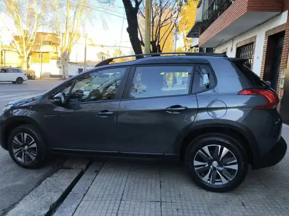 Peugeot 2008 1.6 Feline 2019 - foto 5