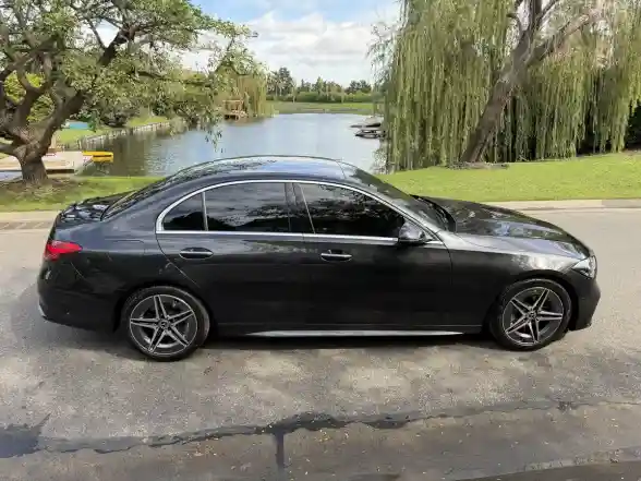 Mercedes-Benz Clase C 2.0 C300 Sedan 258Cv 2025 - foto 2