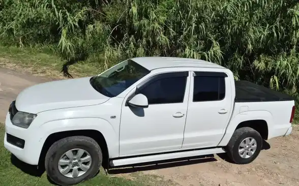 Volkswagen Amarok 2.0 Cd Tdi 180Cv 4X2 Trendline B33 2014 - foto 2