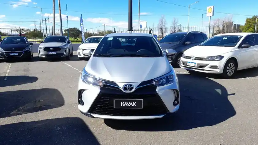 Toyota Yaris 1.5 Xls + Cvt 2026 - foto 2