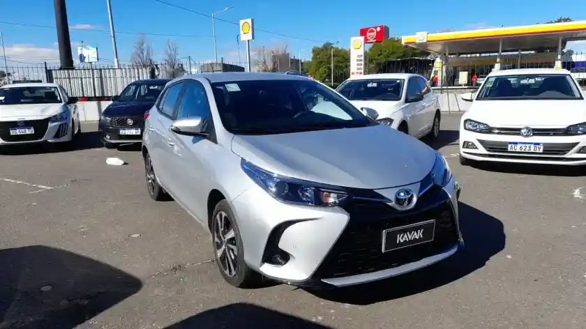 Toyota Yaris 1.5 Xls + Cvt 2026 - foto 3