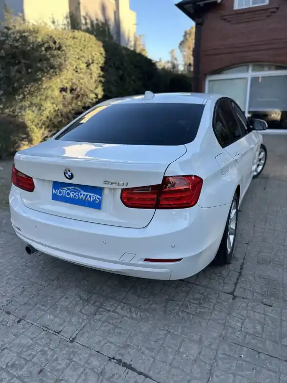 Bmw 320 2.0 320I Sedan 184Cv 2013 - foto 3